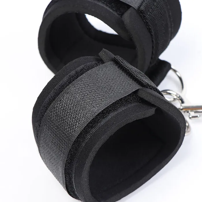 OHMAMA FETISH Female Sex Toys BAVAGLIO CON POLSINI OHMAMA FETISH